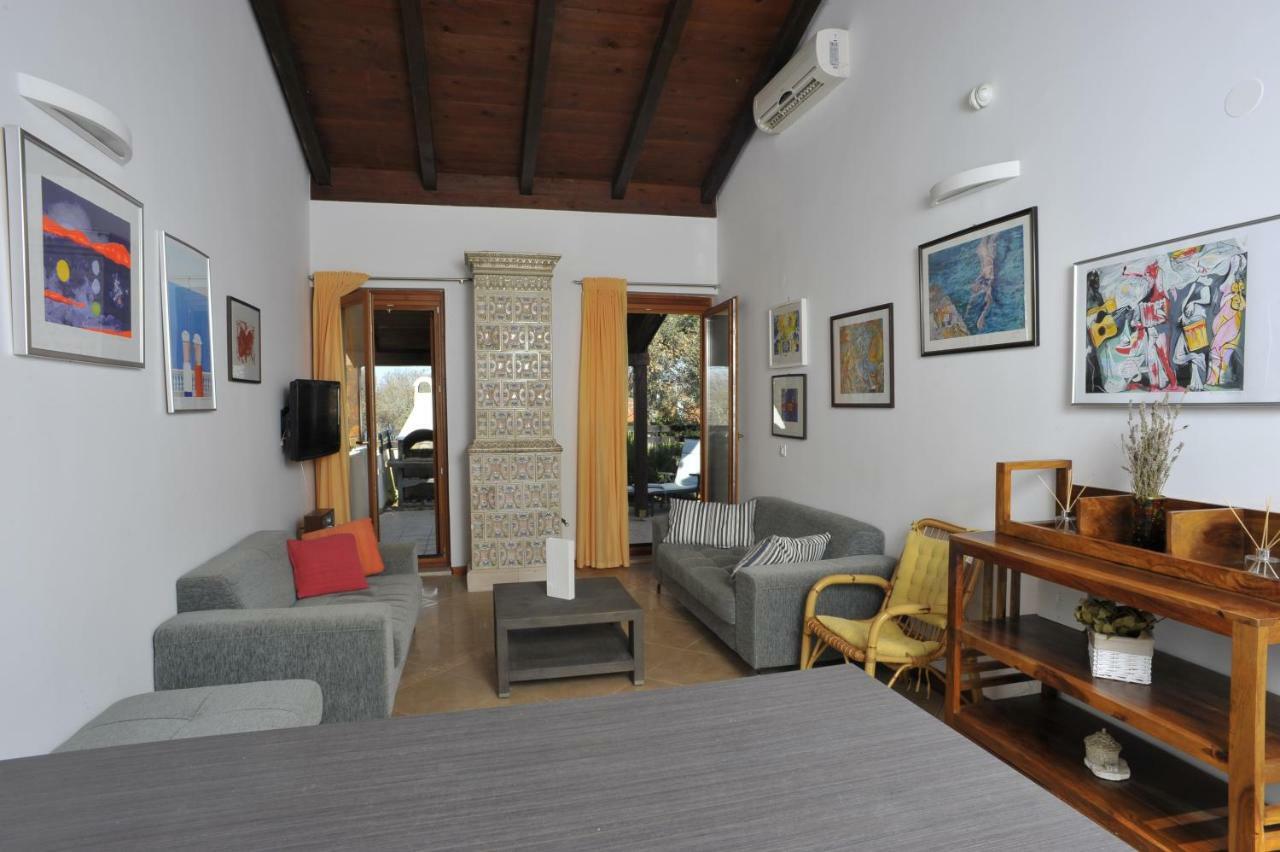 Holiday House Lena โปเรช ภายนอก รูปภาพ